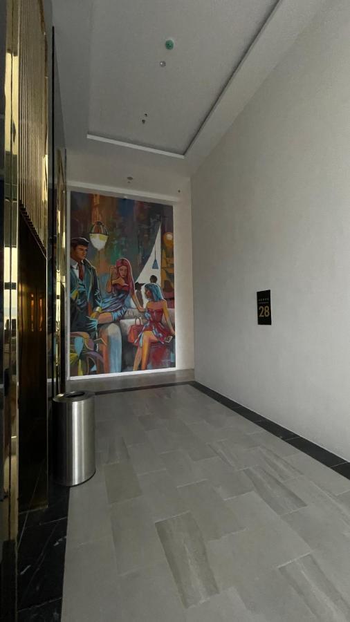 Beacon Executive Suite - City View - By Iz George Town Extérieur photo
